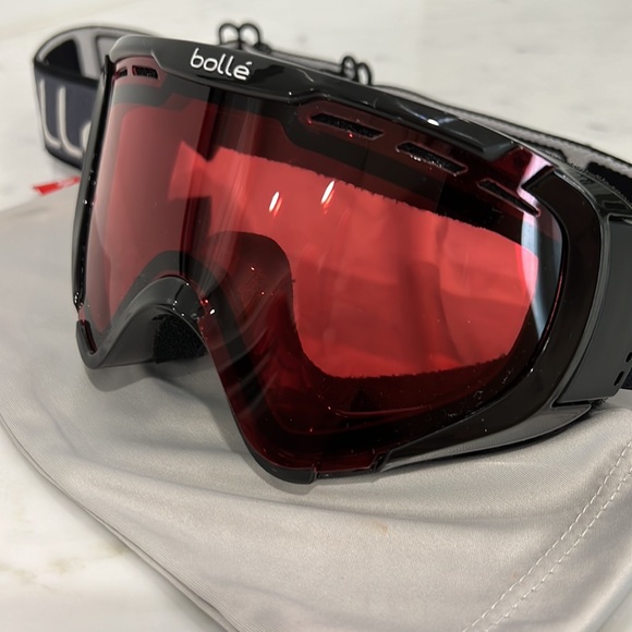 BOLLÉ Youth Ski Goggles - Picture 3 of 8